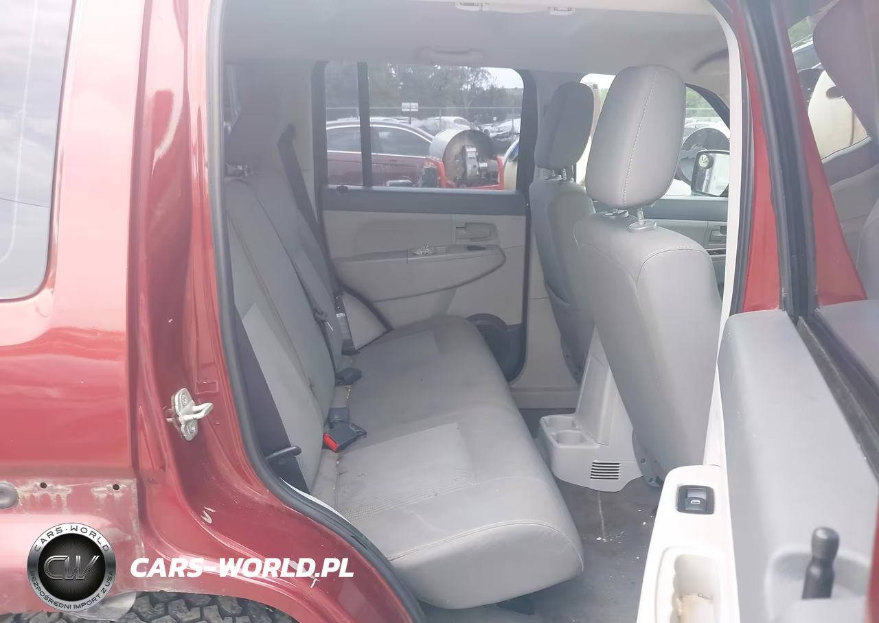 2008 Jeep Liberty Sport VIN:1J8GP28K18W135422 - 8