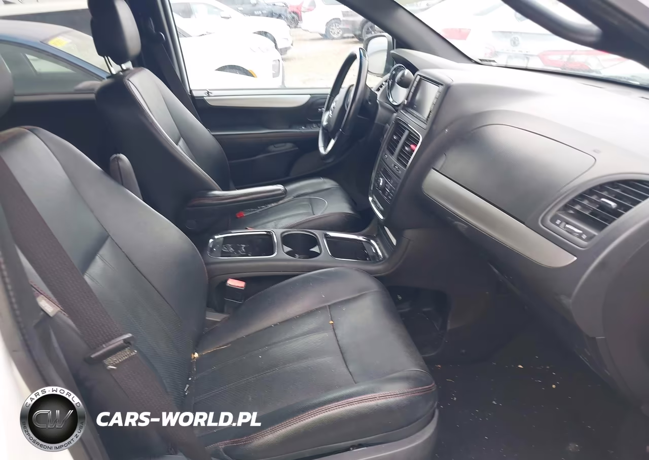 2016 Dodge Grand Caravan R-T VIN:2C4RDGEG0GR250056 - 5