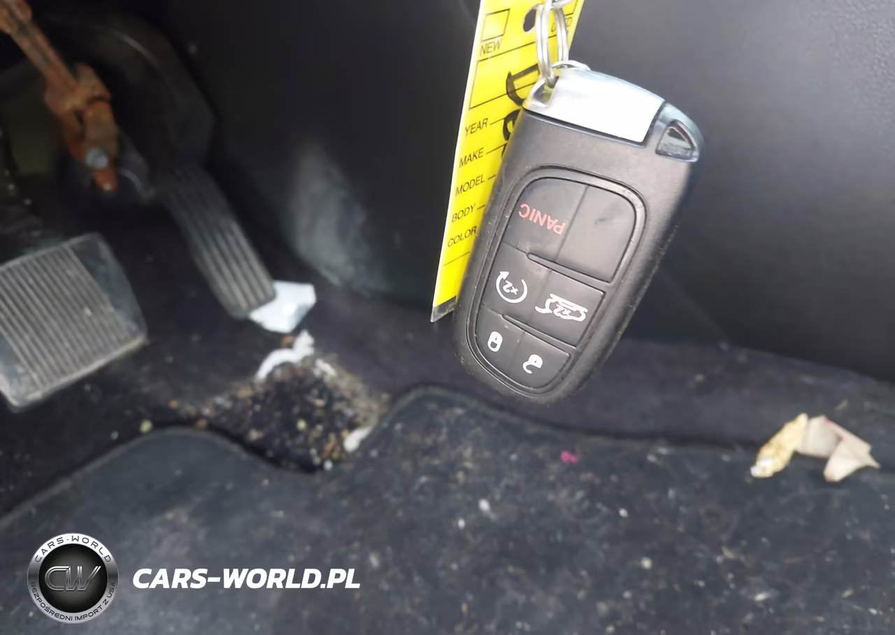 2019 Jeep Cherokee Limited 4X4 VIN:1C4PJMDX5KD156573 - 11