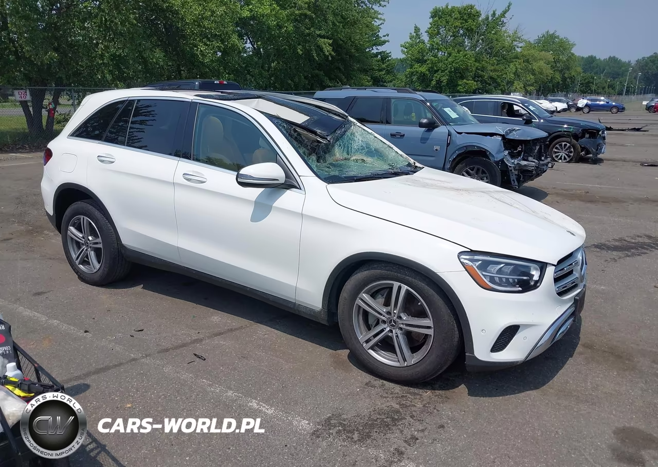 2021 Mercedes-Benz Glc 300 4Matic Suv – zdjęcie 1 z 16