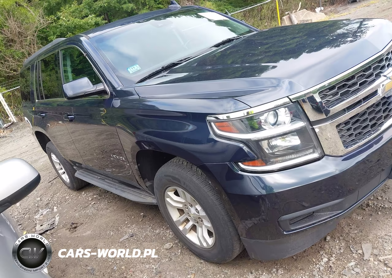 2017 Chevrolet Tahoe Lt – zdjęcie 1 z 16