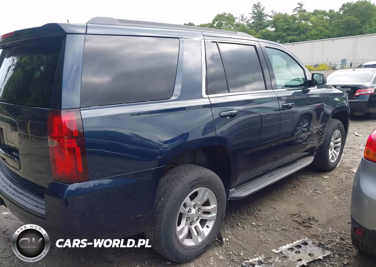 2017 Chevrolet Tahoe Lt VIN:1GNSKBKC1HR310548 - 4