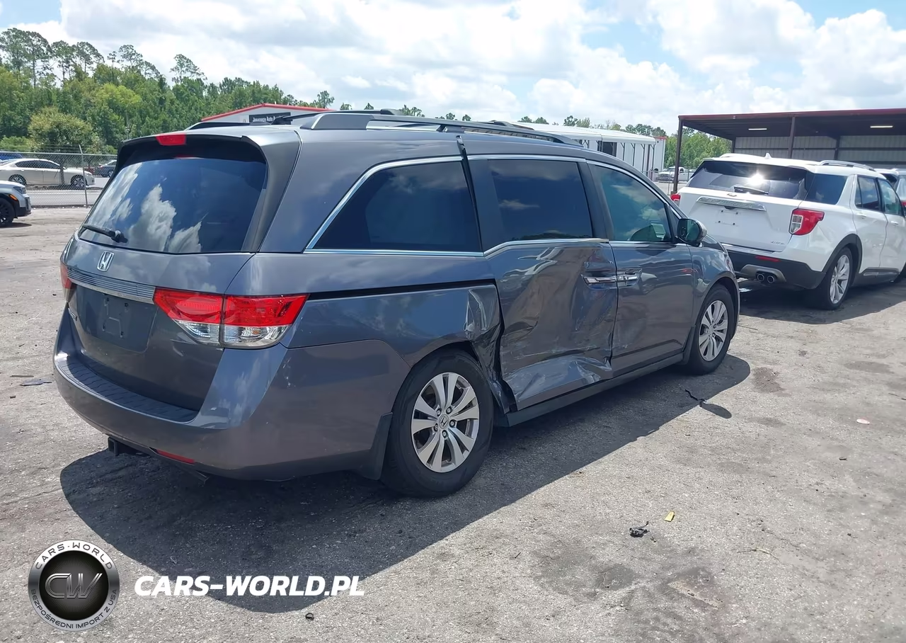 2015 Honda Odyssey Ex-L VIN:5FNRL5H65FB046647 - 4