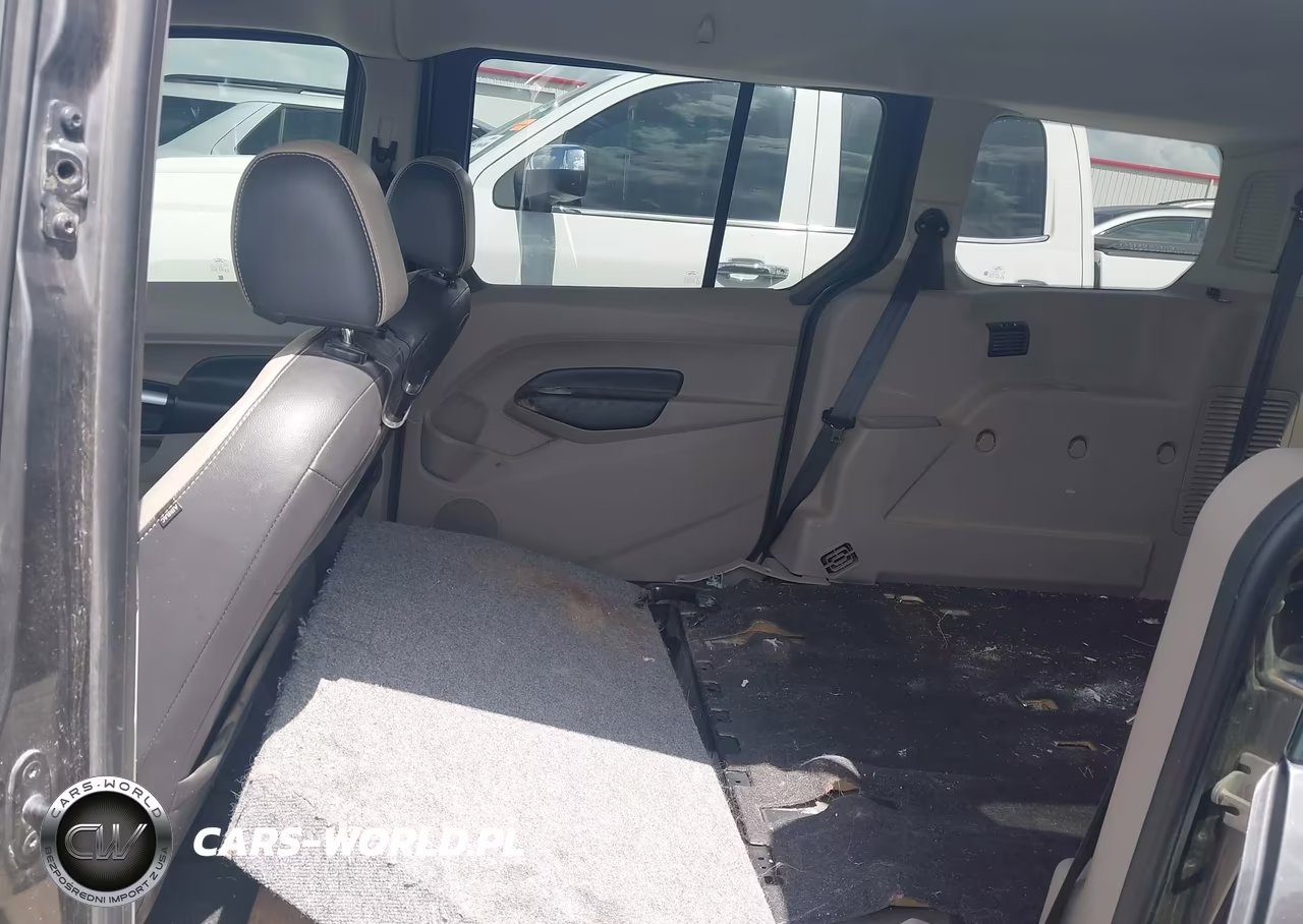2017 Ford Transit Connect Titanium VIN:NM0GE9G71H1329140 - 8