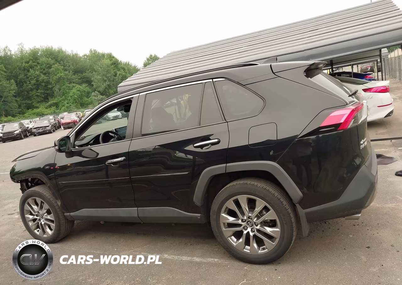 2020 Toyota Rav4 Limited VIN:2T3N1RFV9LW105212 - 13