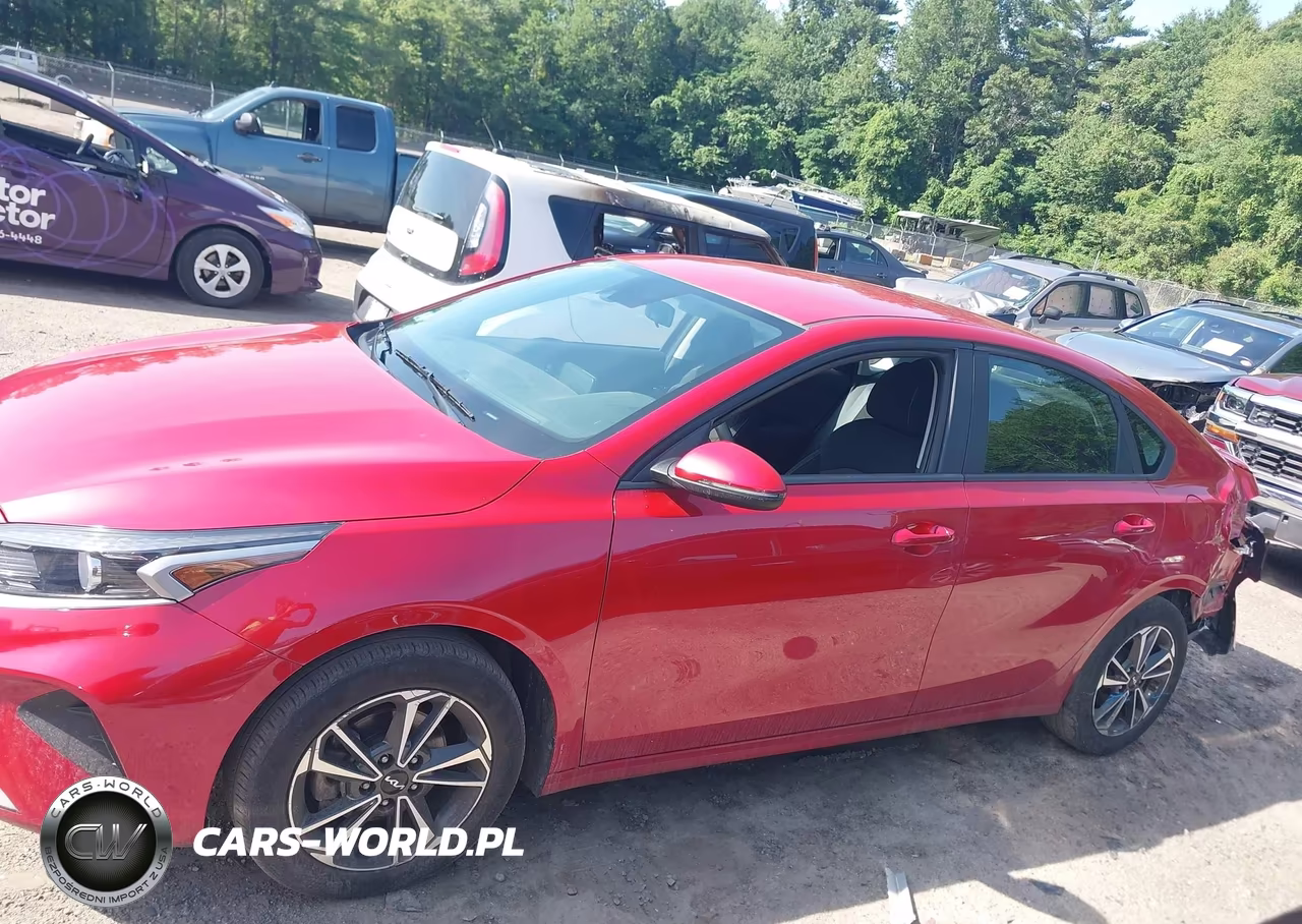 2023 Kia Forte Lxs VIN:3KPF24ADXPE665180 - 14