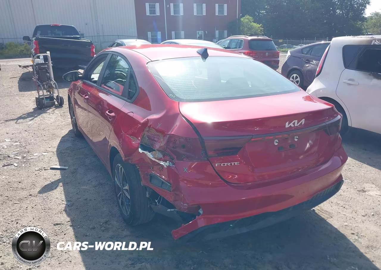 2023 Kia Forte Lxs VIN:3KPF24ADXPE665180 - 3