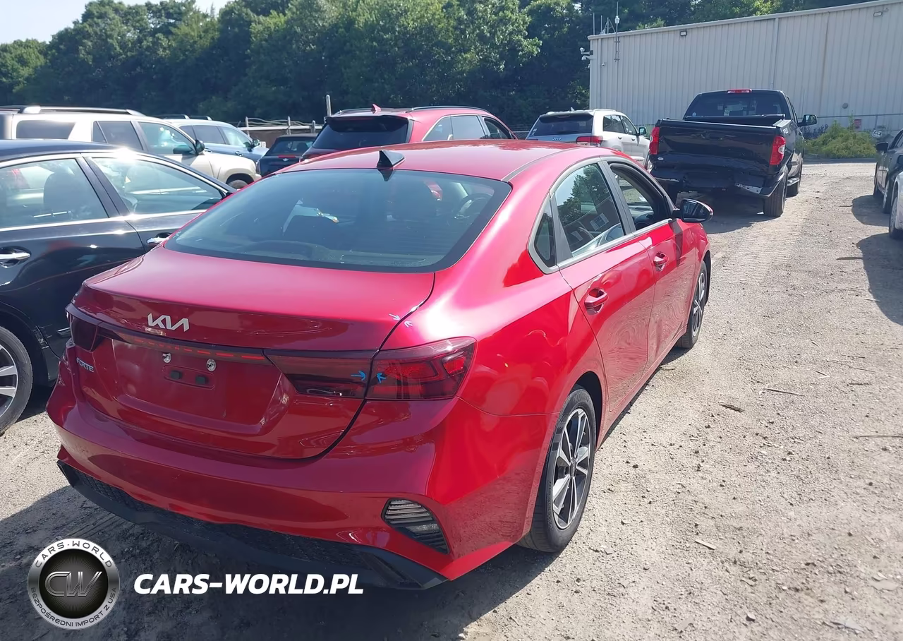 2023 Kia Forte Lxs VIN:3KPF24ADXPE665180 - 4