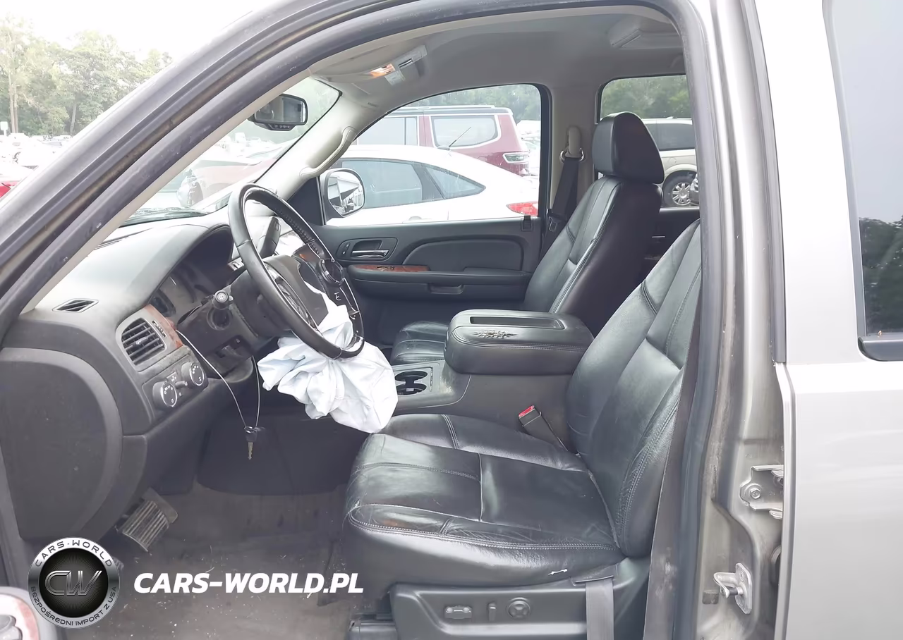 2008 Chevrolet Suburban 1500 Lt VIN:1GNFK163X8J222750 - 5