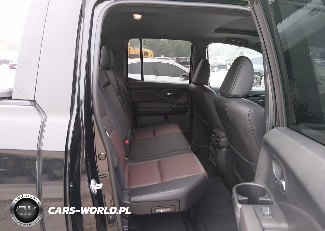 2025 Honda Ridgeline Black Edition VIN:5FPYK3F82SB011220 - 8