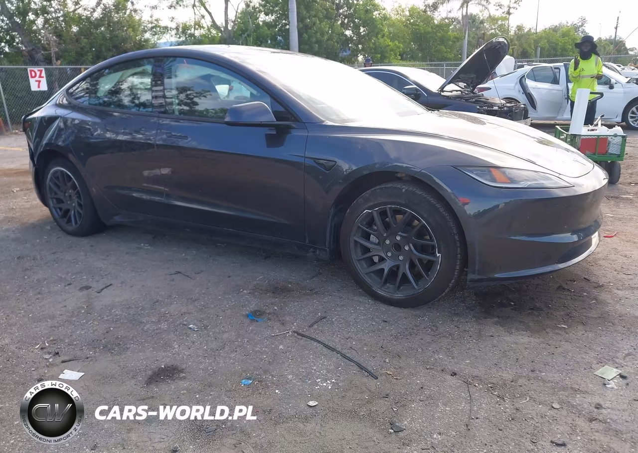 2025 Tesla Model 3 Long Range Rear-Wheel Drive-Standard Rear-Wheel Drive
