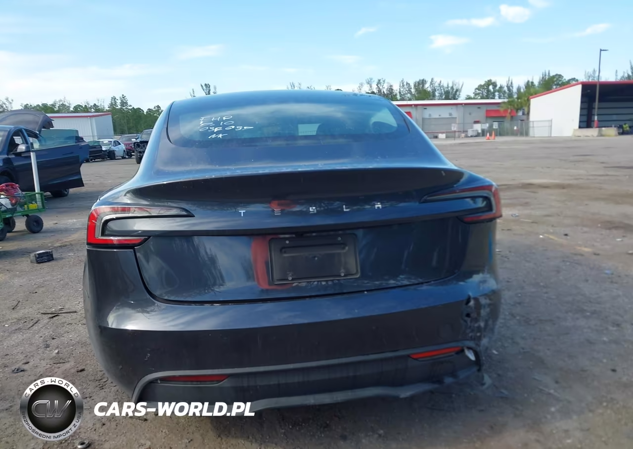 2025 Tesla Model 3 Long Range Rear-Wheel Drive-Standard Rear-Wheel Drive VIN:5YJ3E1EA4SF032637 - 15
