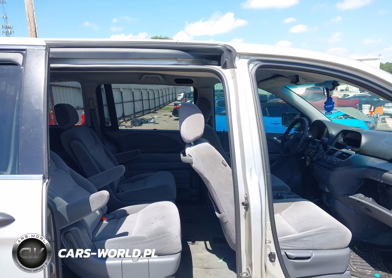 2007 Honda Odyssey Lx VIN:5FNRL38207B129910 - 8