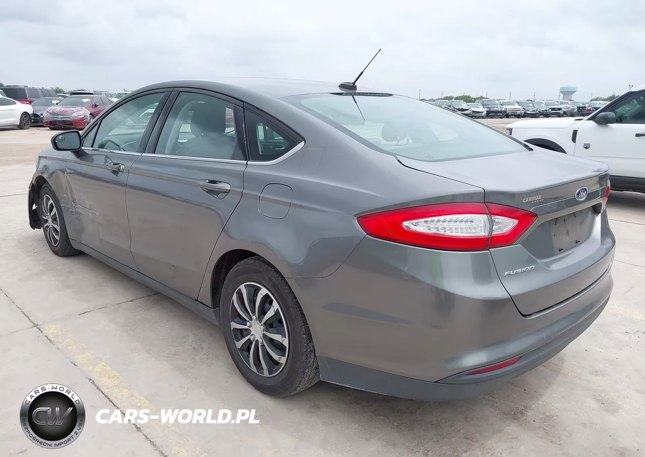 2014 Ford Fusion S VIN:3FA6P0G71ER356981 - 3