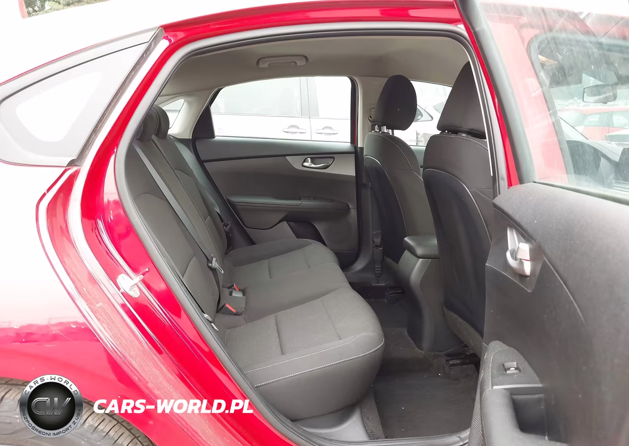 2020 Kia Forte Lxs VIN:3KPF24AD2LE245231 - 8