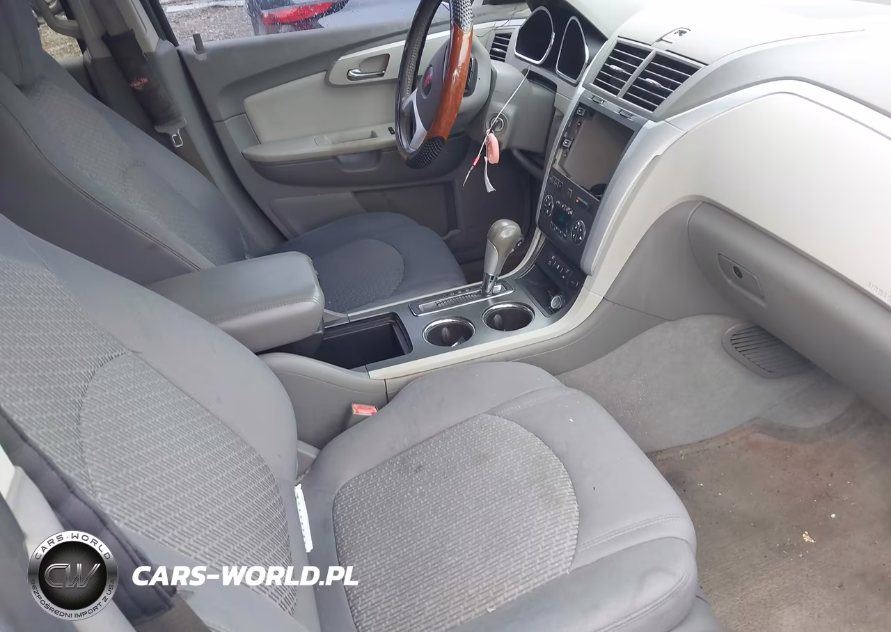 2010 Chevrolet Traverse Lt VIN:1GNLVGED8AS142855 - 5