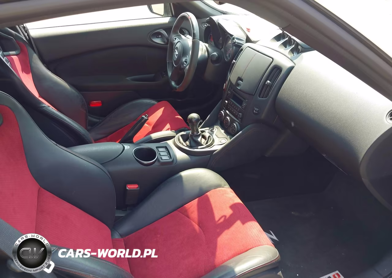 2017 Nissan 370Z Nismo VIN:JN1AZ4EH3HM953356 - 5