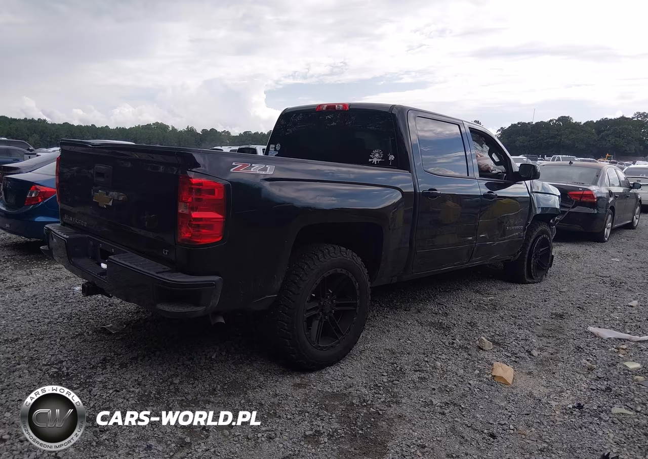 2017 Chevrolet Silverado 1500 Lt VIN:3GCUKREC2HG356959 - 4