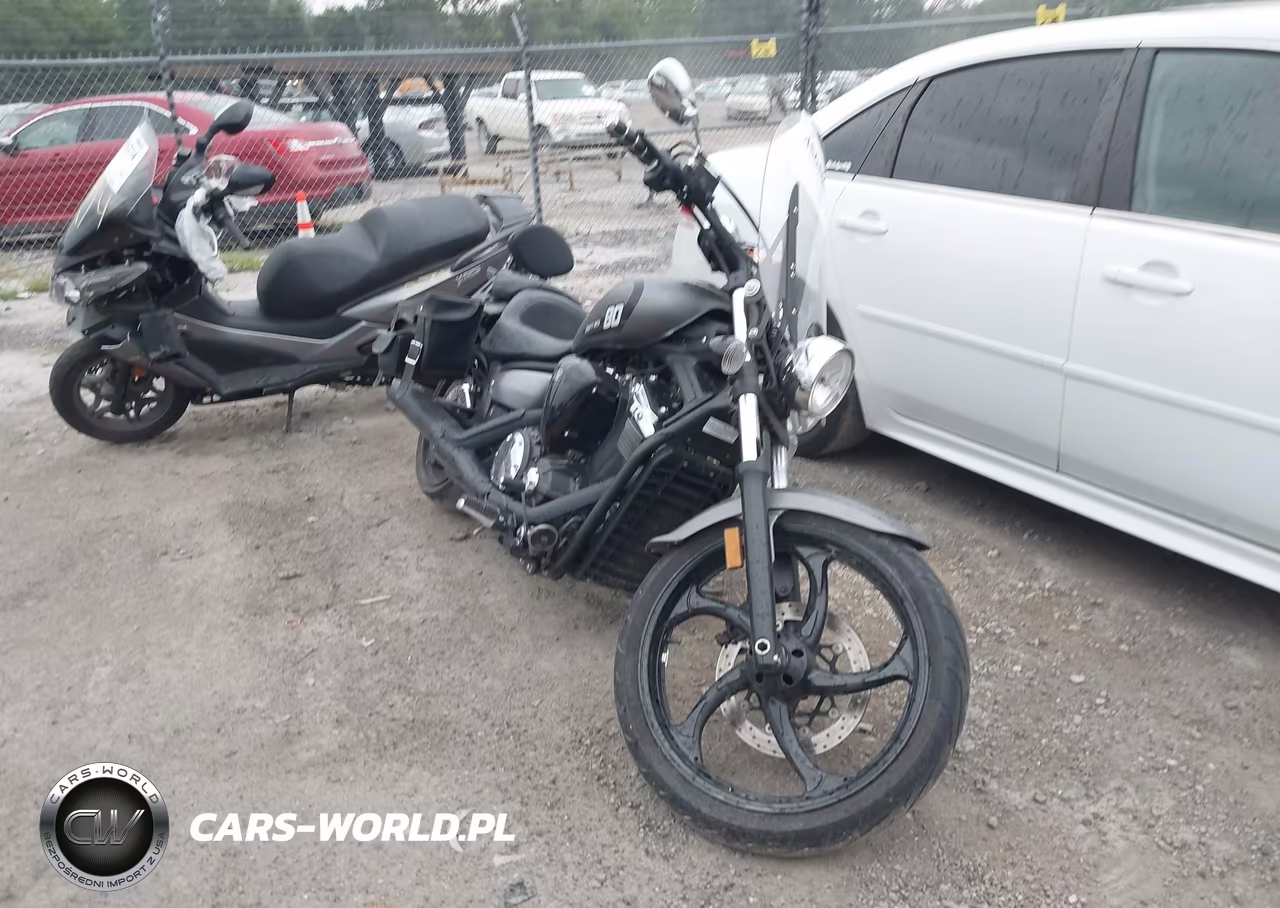 2014 Yamaha Xvs1300 Cu – zdjęcie 1 z 13
