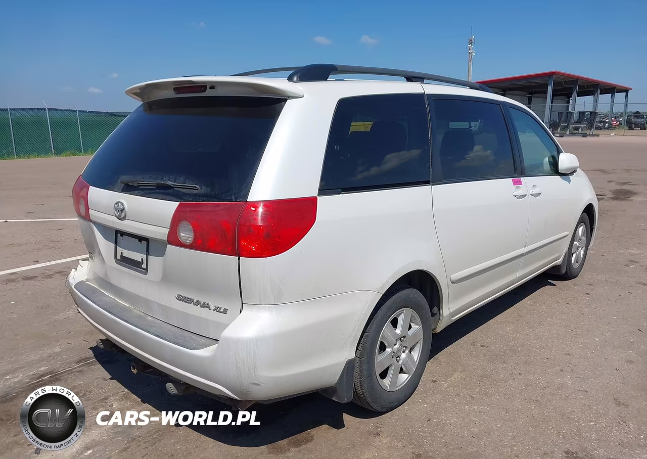 2007 Toyota Sienna Xle VIN:5TDZK22CX7S048374 - 4
