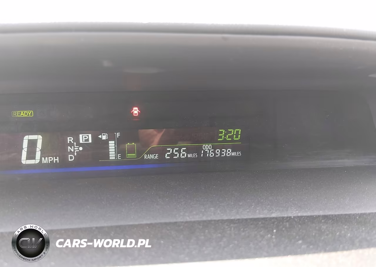 2013 Toyota Prius V Two VIN:JTDZN3EU0D3194247 - 15