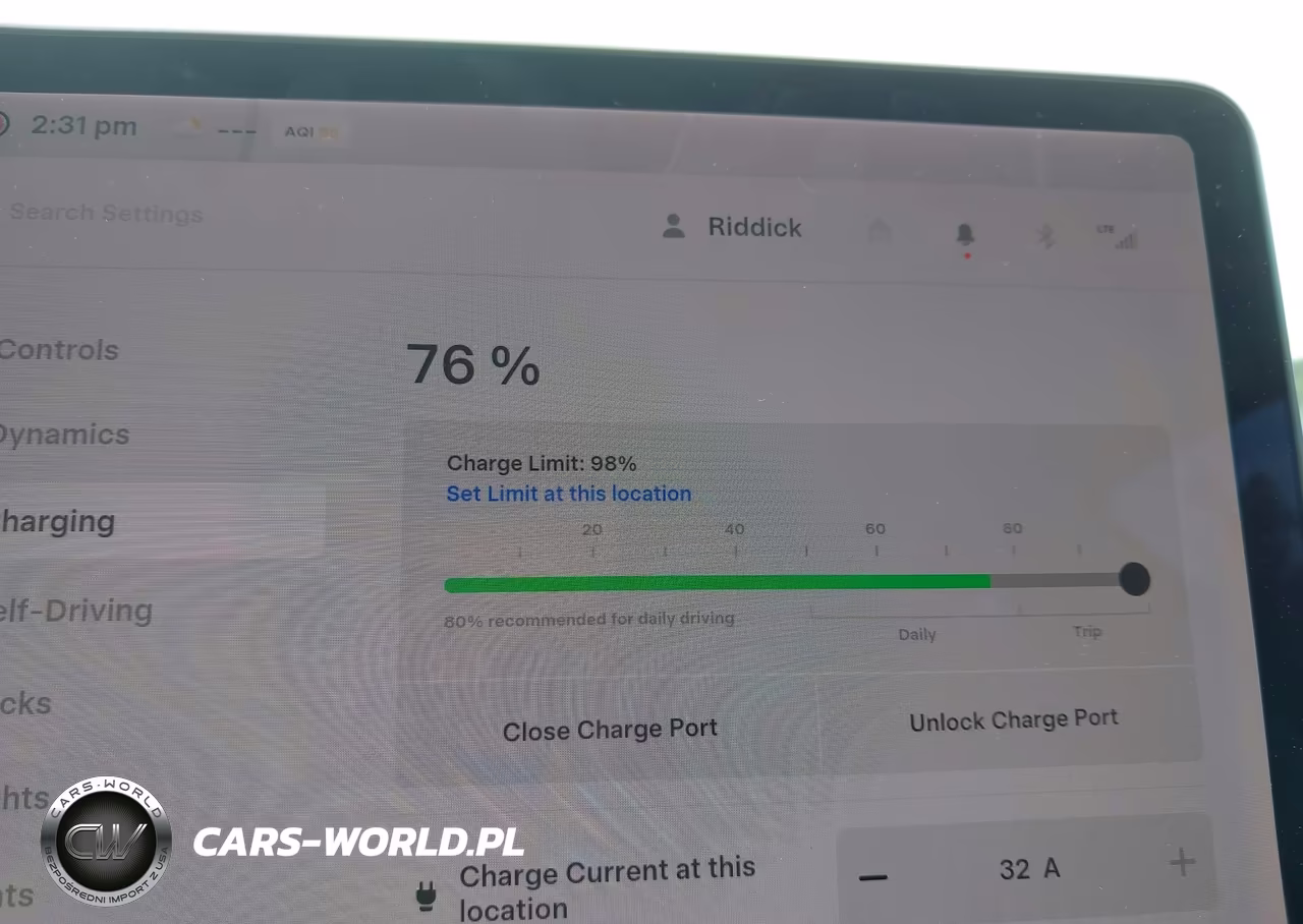 2018 Tesla Model 3 Long Range-Mid Range VIN:5YJ3E1EA7JF163009 - 18
