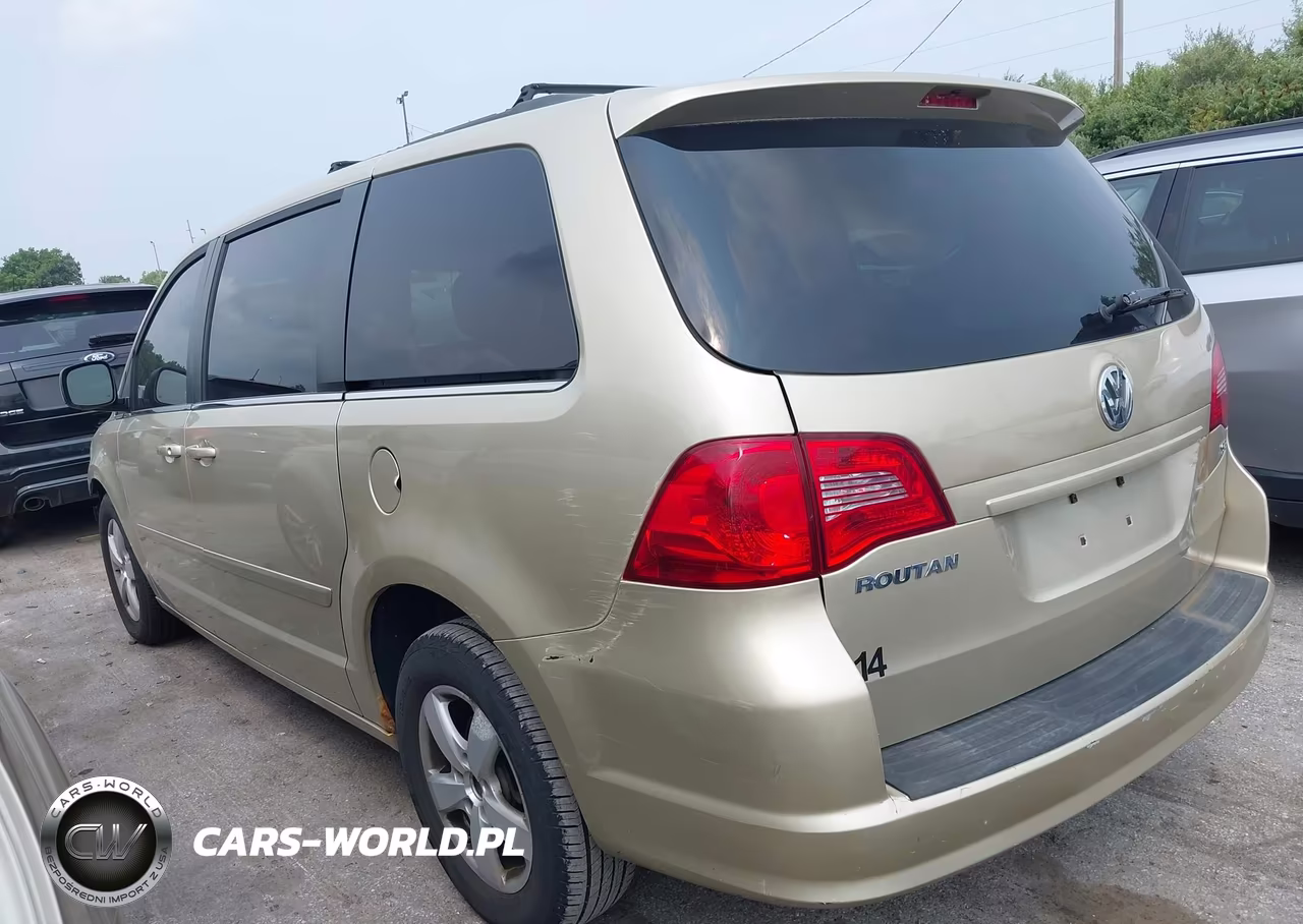 2011 Volkswagen Routan Se VIN:2V4RW3DG0BR766811 - 3