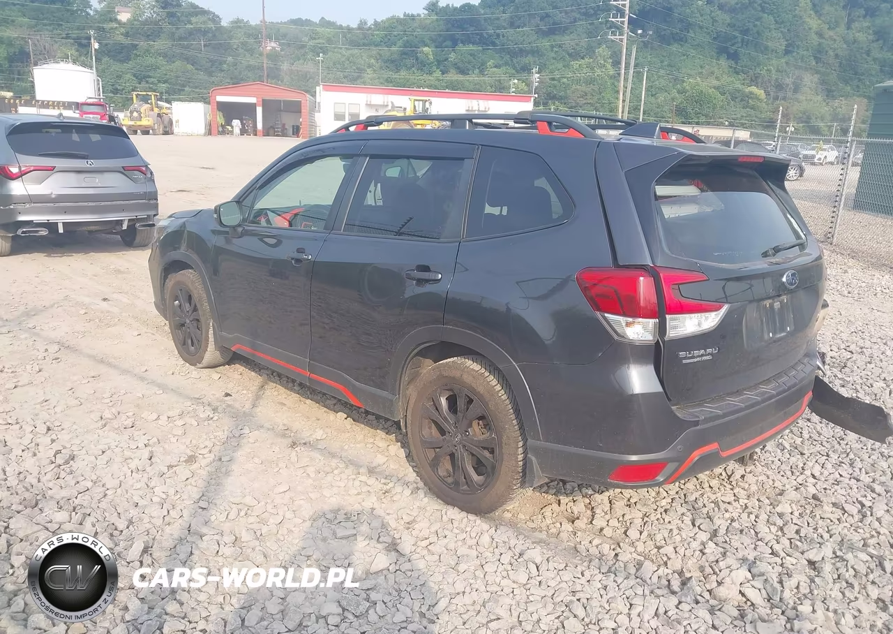 2019 Subaru Forester Sport VIN:JF2SKAPC9KH590892 - 3