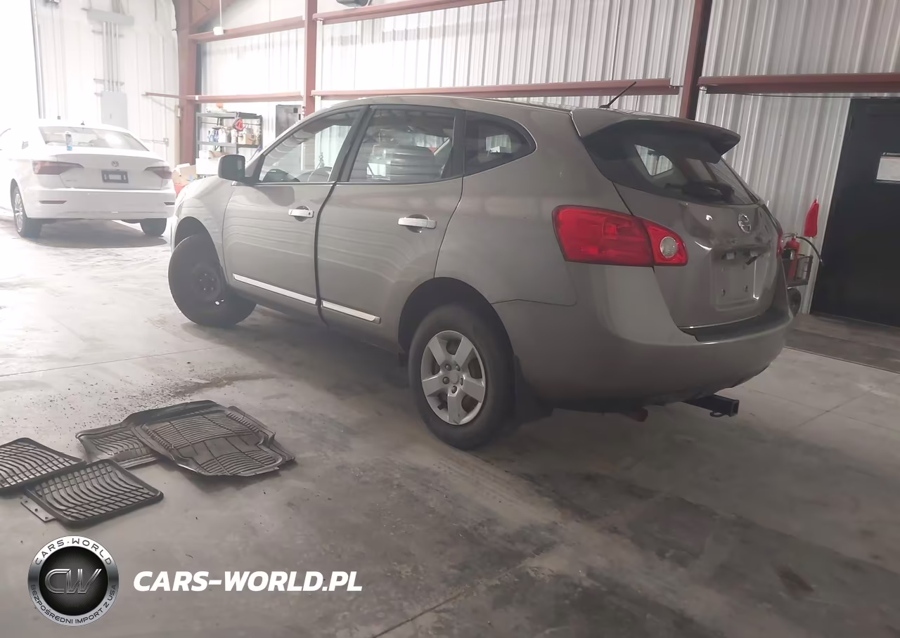 2011 Nissan Rogue S VIN:JN8AS5MV2BW686077 - 3