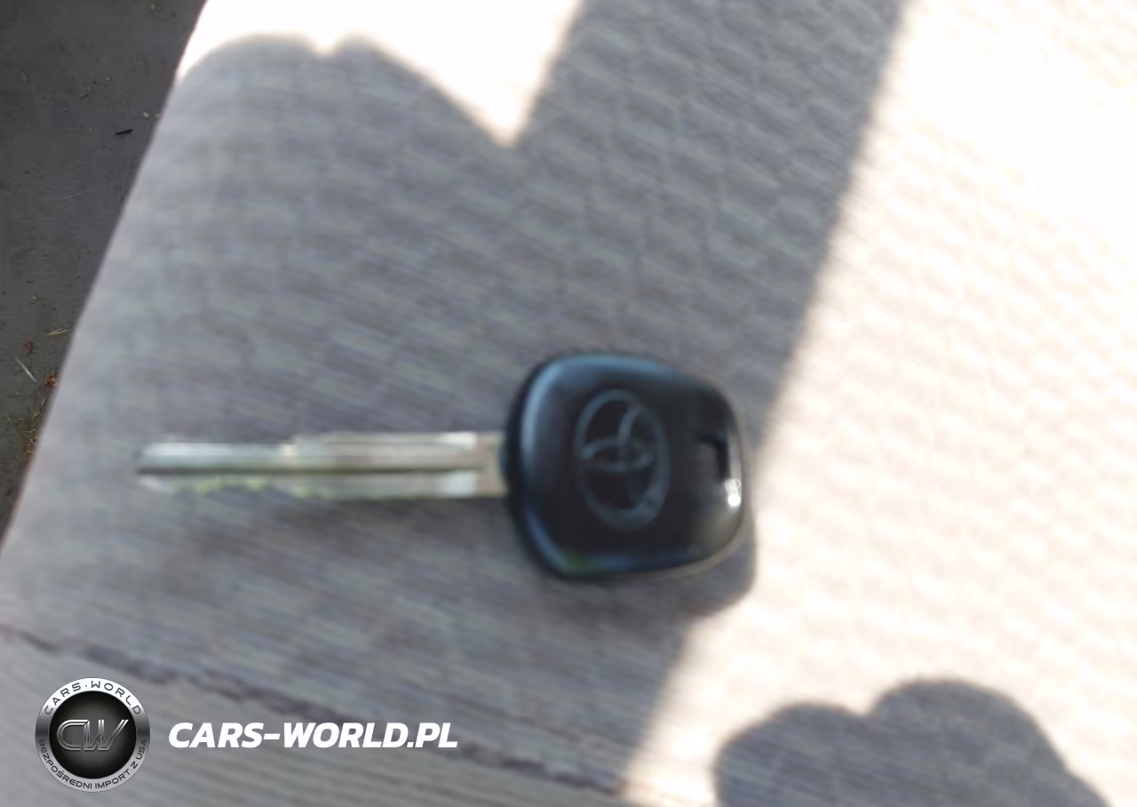 2005 Toyota Corolla Le VIN:2T1BR32E65C501660 - 11
