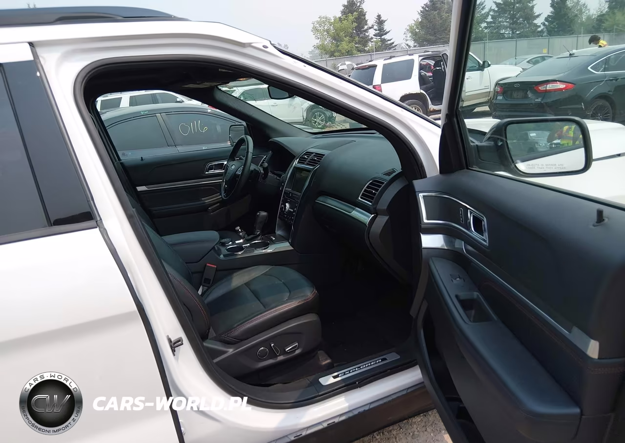 2017 Ford Explorer Sport VIN:1FM5K8GT5HGE20558 - 5