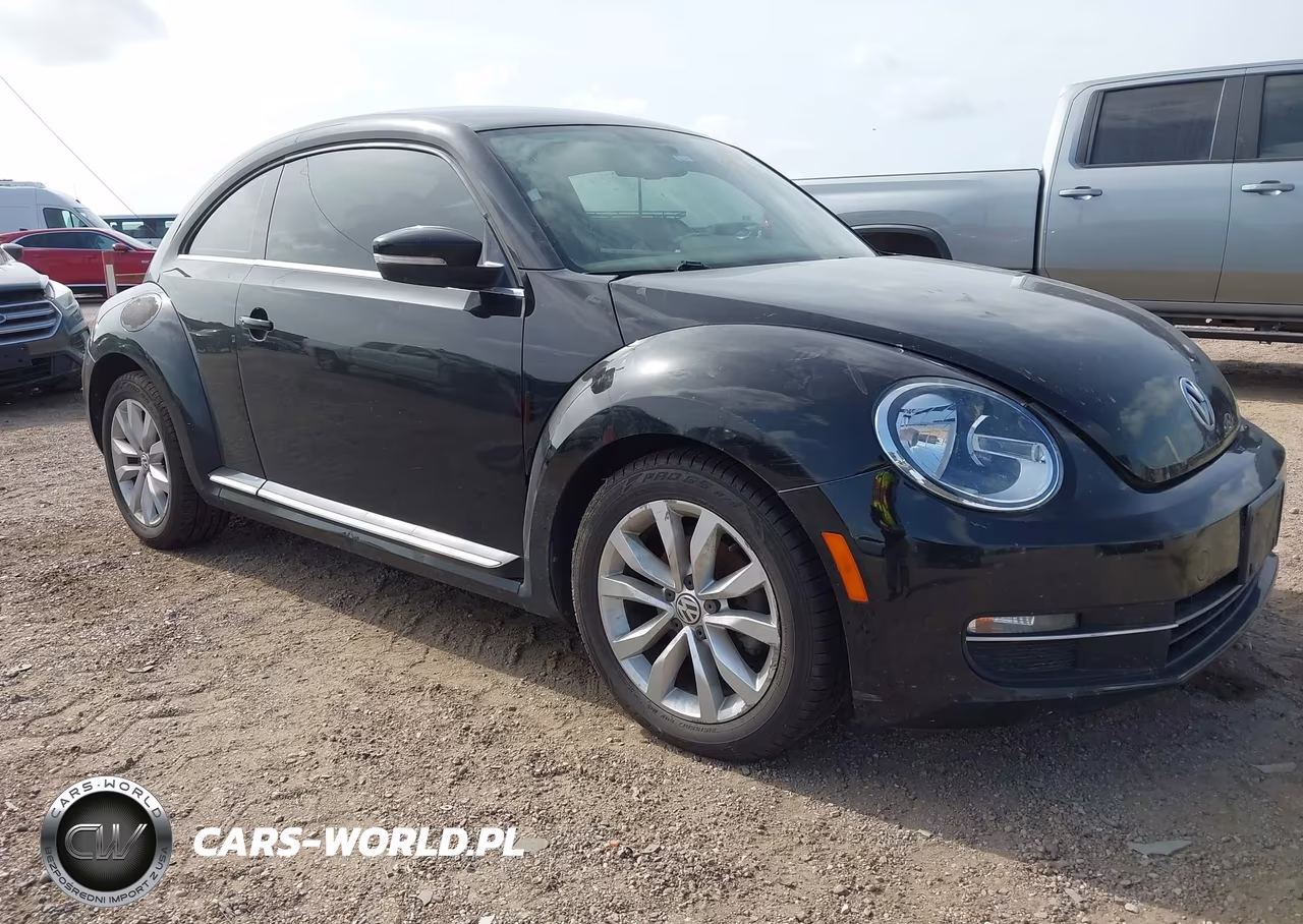 2015 Volkswagen Beetle 2.0L Tdi – zdjęcie 1 z 16