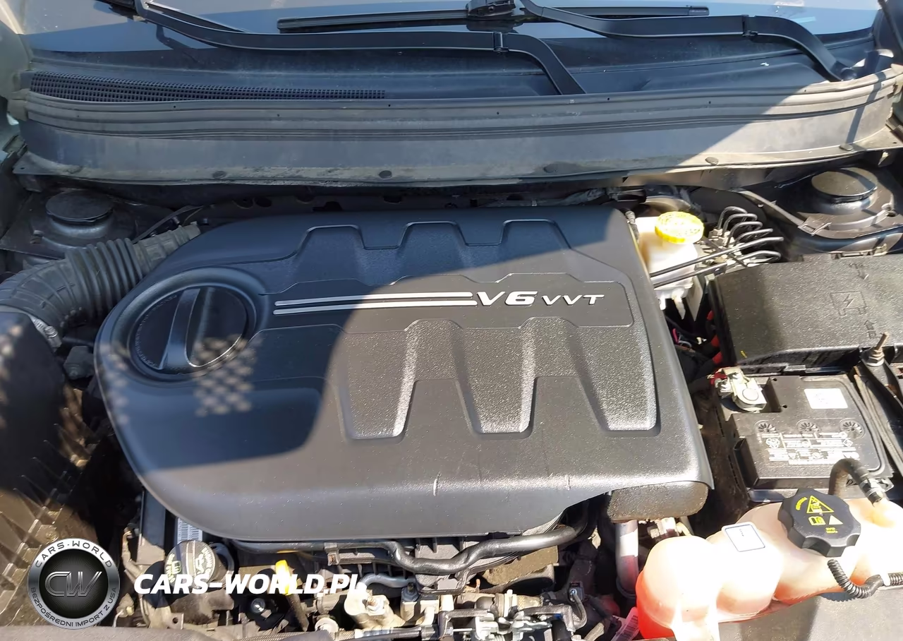 2020 Jeep Cherokee Limited 4X4 VIN:1C4PJMDX4LD647721 - 10