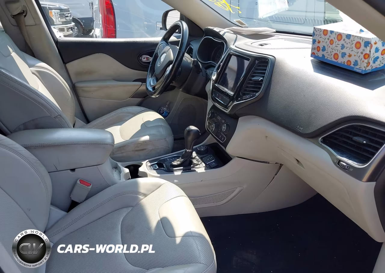 2020 Jeep Cherokee Limited 4X4 VIN:1C4PJMDX4LD647721 - 5
