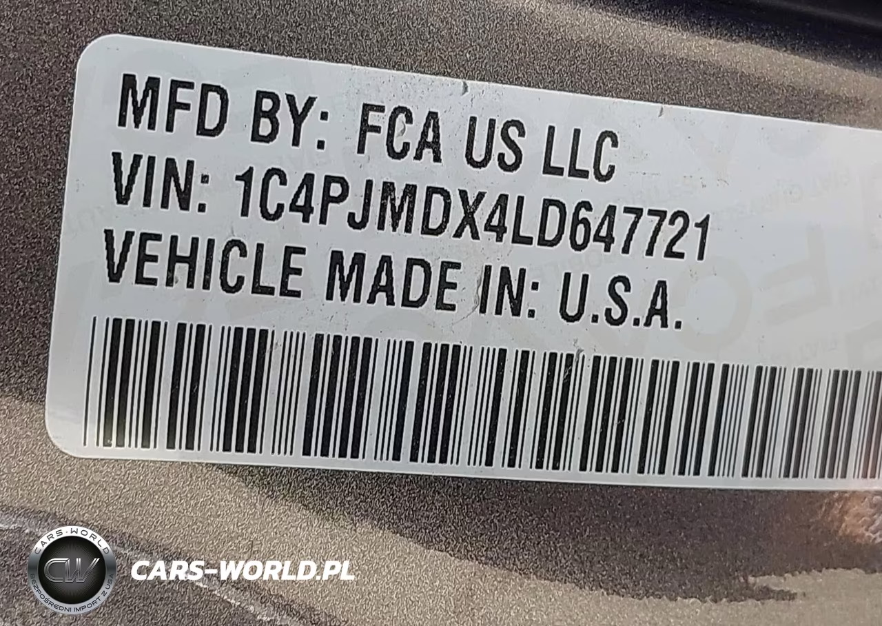 2020 Jeep Cherokee Limited 4X4 VIN:1C4PJMDX4LD647721 - 9