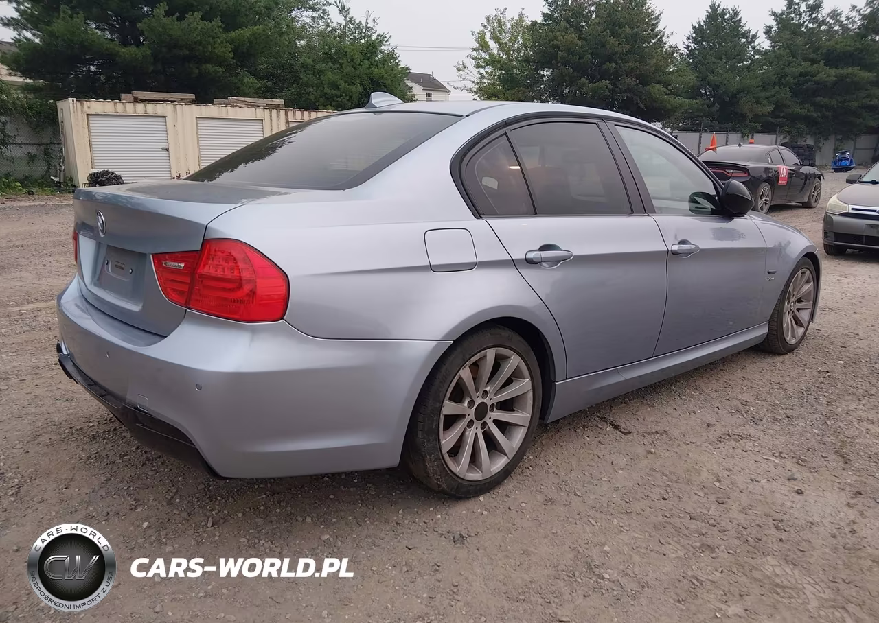 2011 BMW 328I xDrive VIN:WBAPK5C51BA993533 - 4