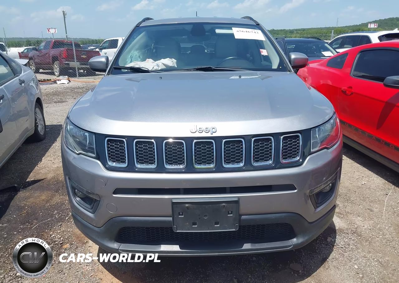 2018 Jeep Compass Latitude 4X4 VIN:3C4NJDBB3JT161150 - 12