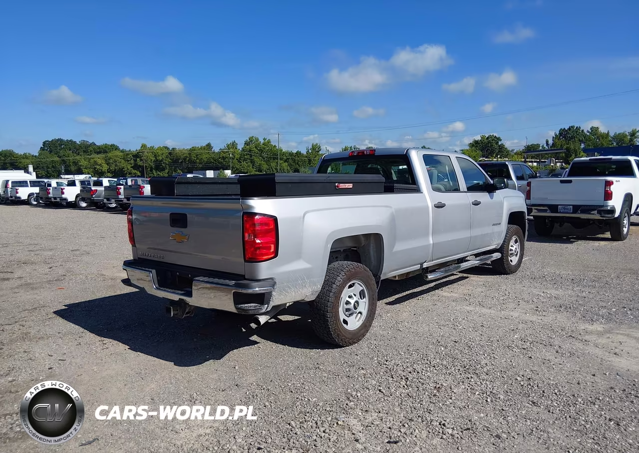 2018 Chevrolet Silverado 2500Hd Wt VIN:1GC1CUEG9JF238887 - 4