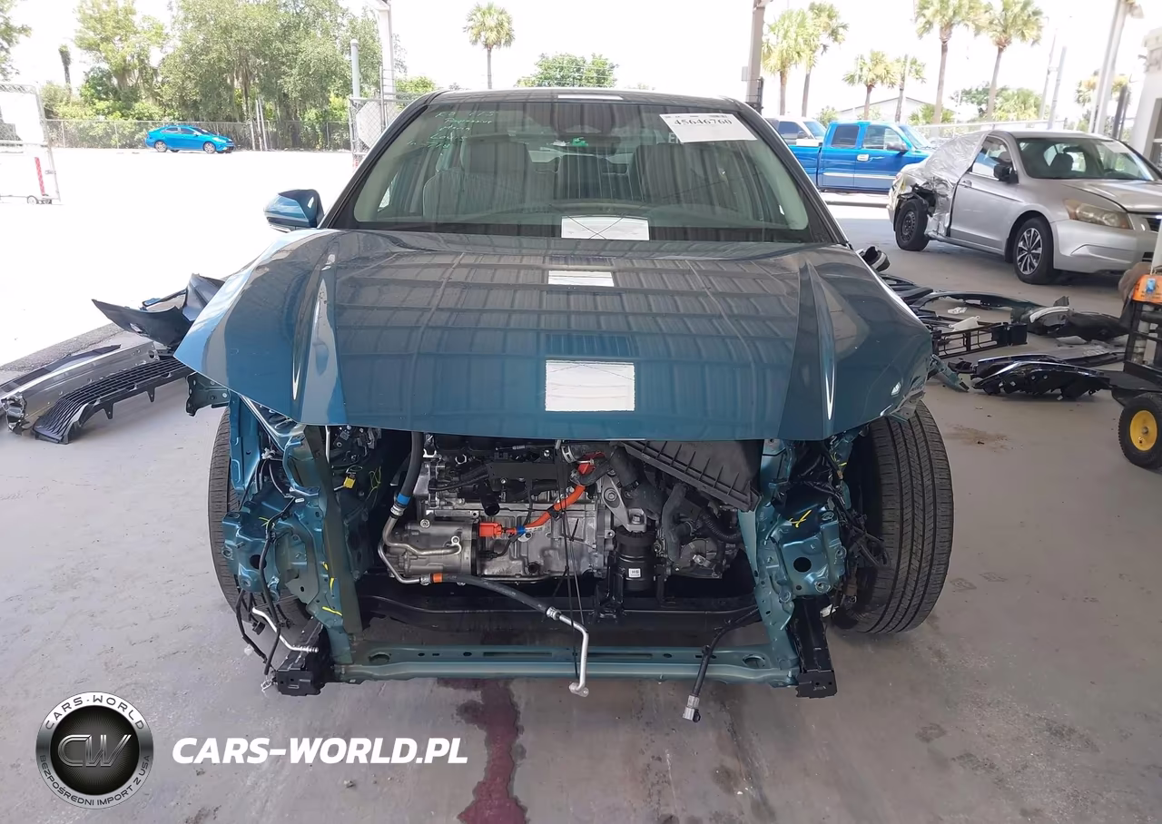 2026 Toyota Camry Le VIN:4T1DAACK2TU234246 - 13