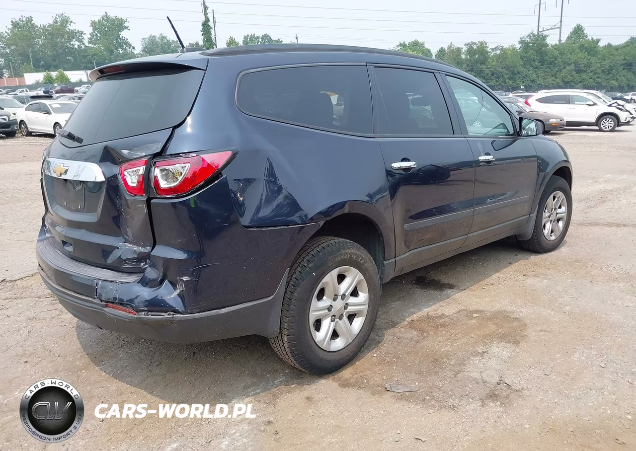2017 Chevrolet Traverse Ls VIN:1GNKRFKD4HJ242241 - 4