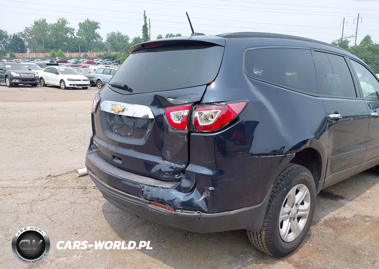 2017 Chevrolet Traverse Ls VIN:1GNKRFKD4HJ242241 - 6