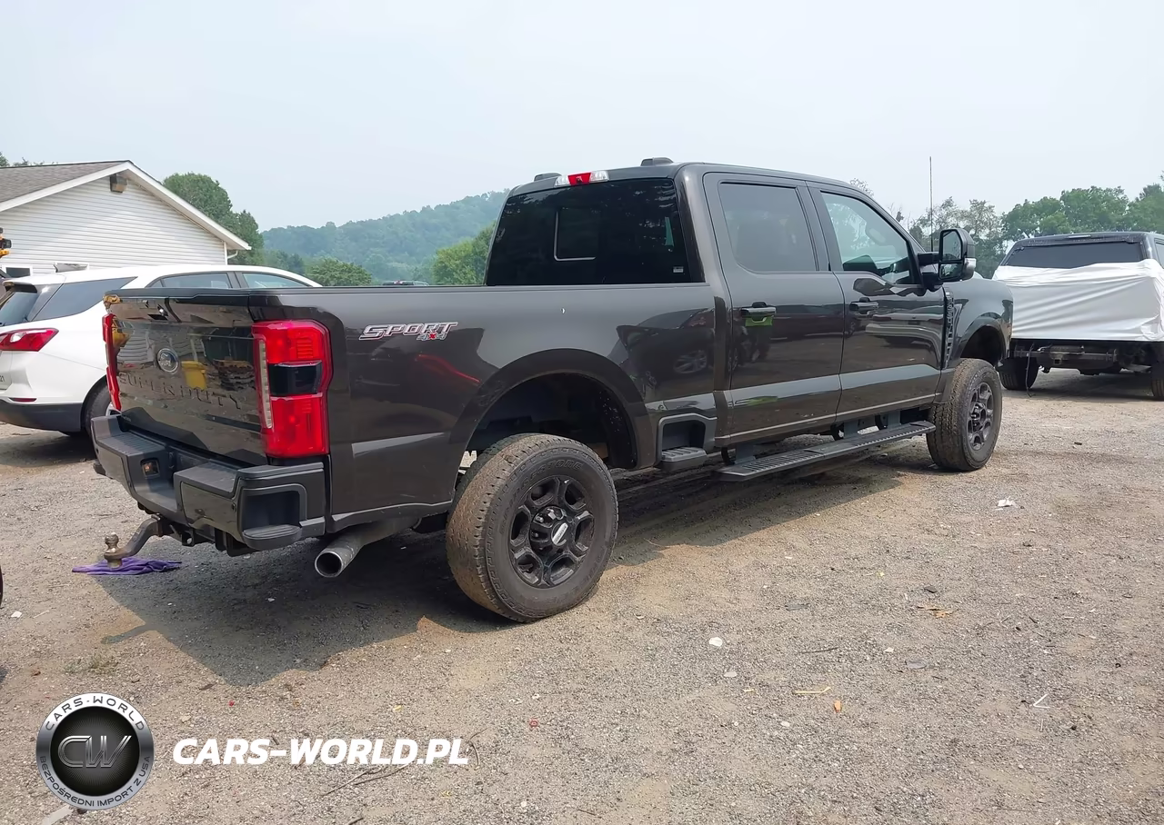 2024 Ford F-350 Xlt VIN:1FT8W3BN6REE25332 - 4