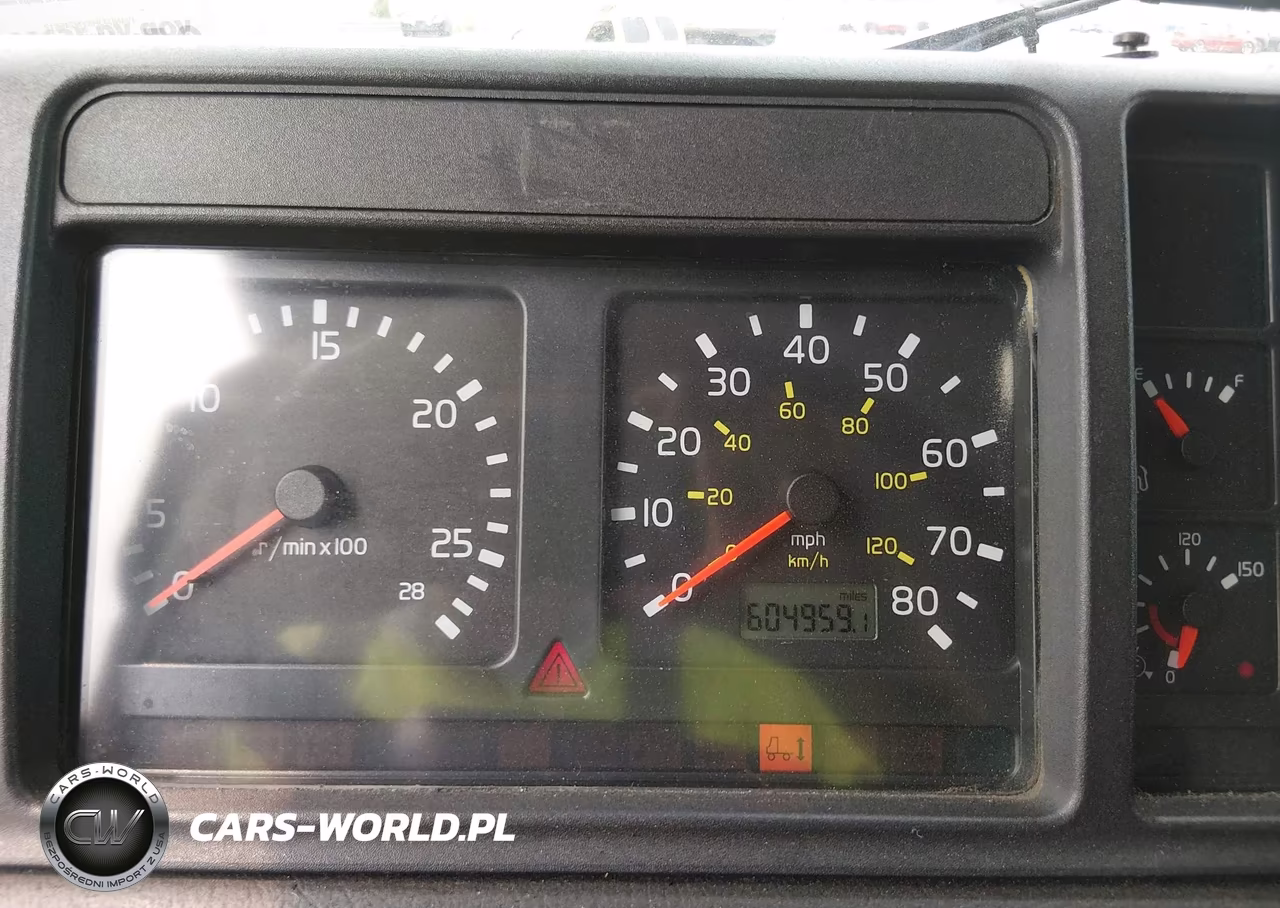 2000 Volvo Vn VIN:4V4ND4JH8YN246612 - 5