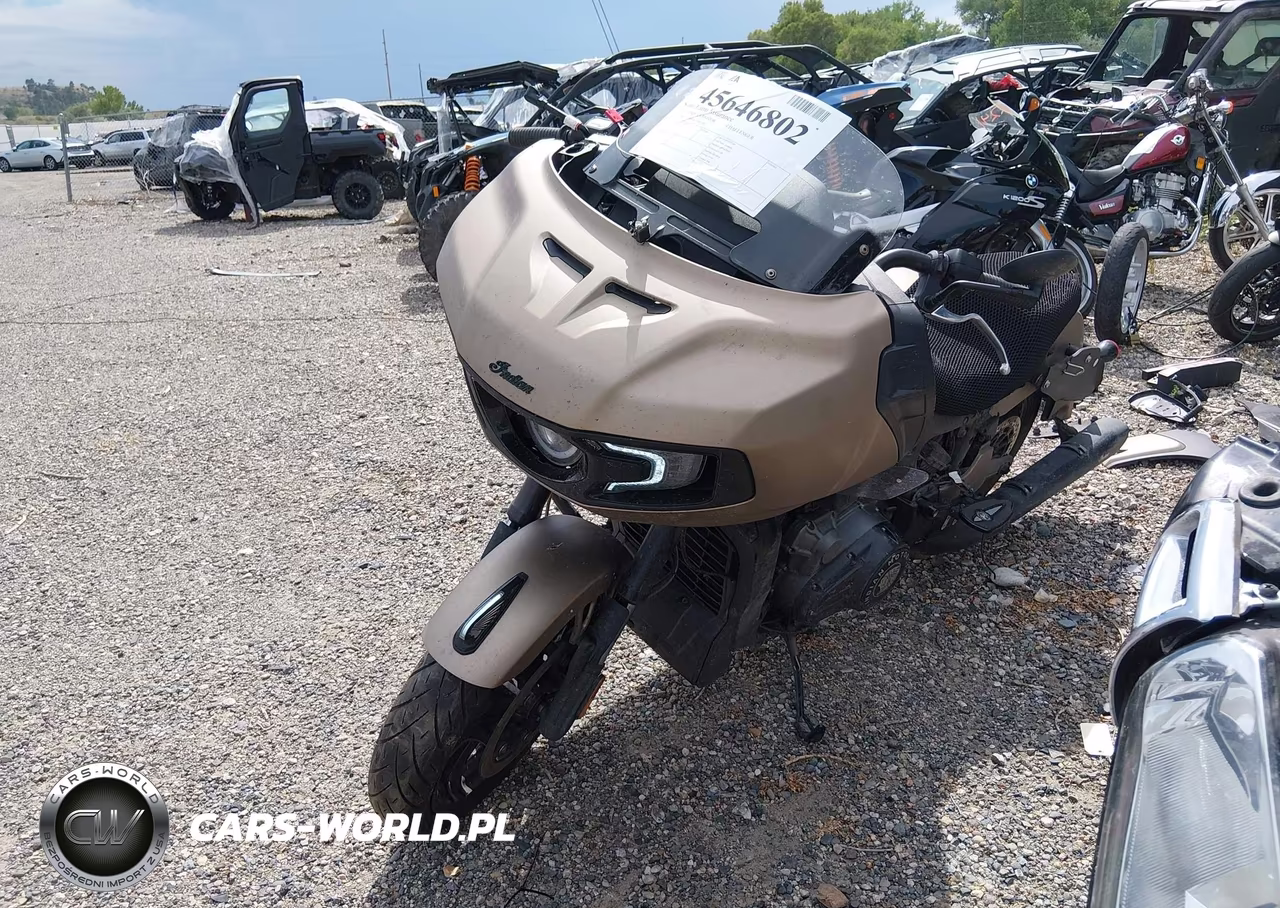 2020 Indian Motorcycle Co. Challenger Dark Horse VIN:56KLCDRR4L3386741 - 2