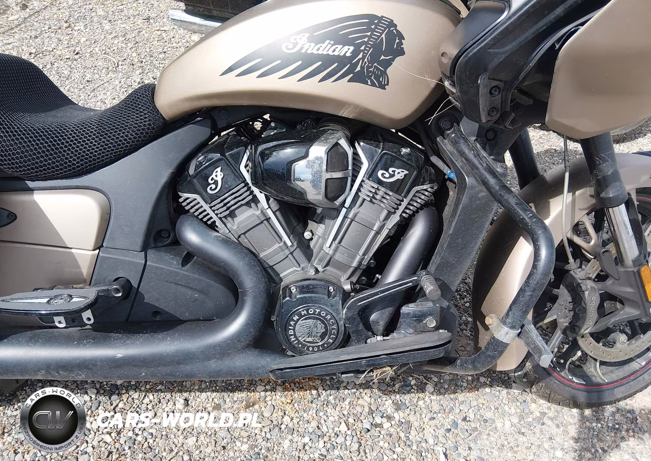 2020 Indian Motorcycle Co. Challenger Dark Horse VIN:56KLCDRR4L3386741 - 8