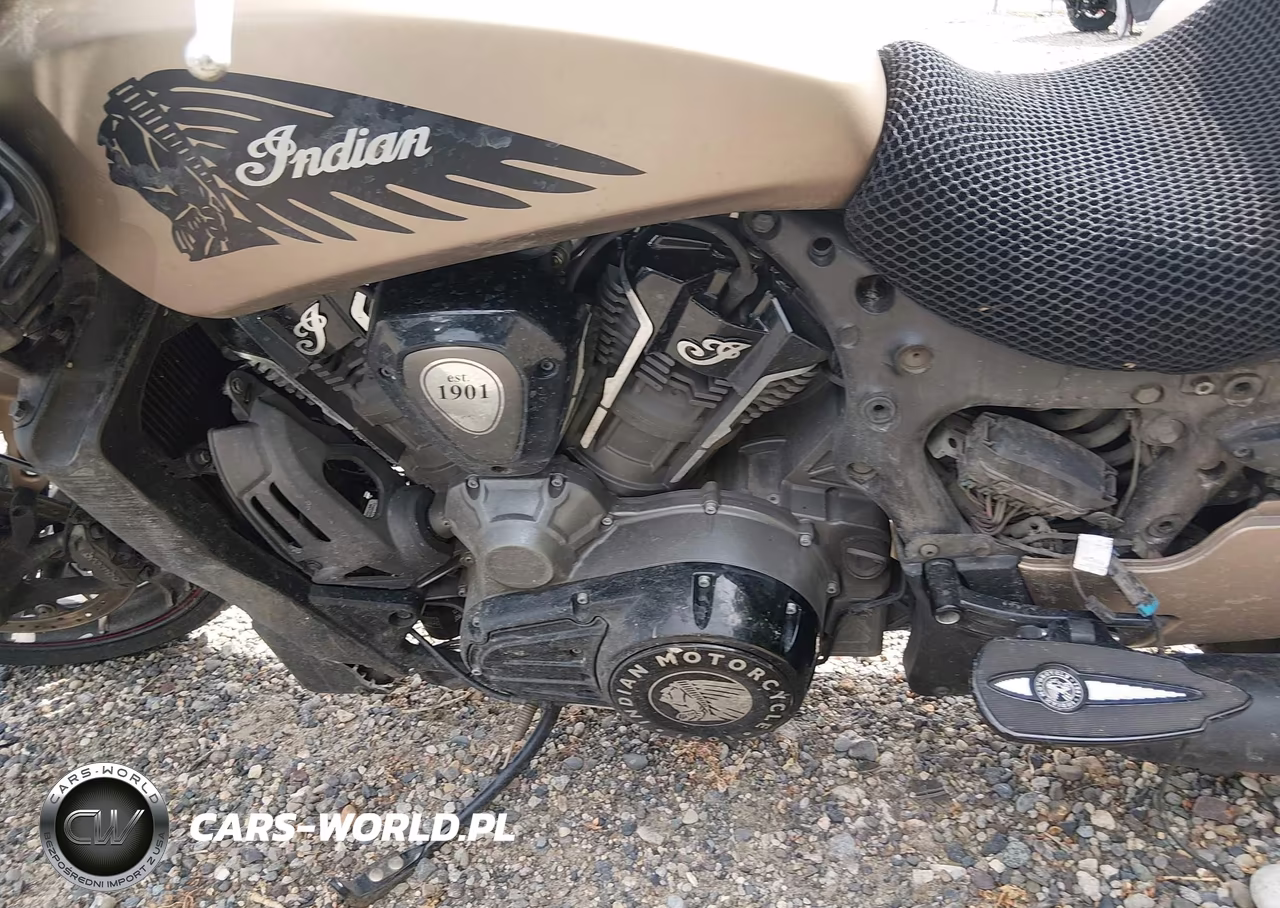 2020 Indian Motorcycle Co. Challenger Dark Horse VIN:56KLCDRR4L3386741 - 9