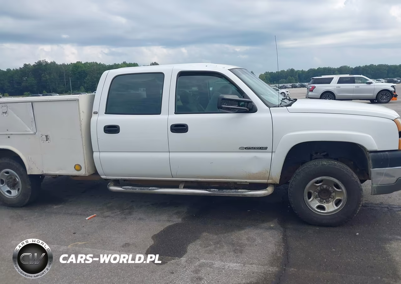 2004 Chevrolet Silverado 2500Hd Ls VIN:1GBHC23U14F241691 - 13