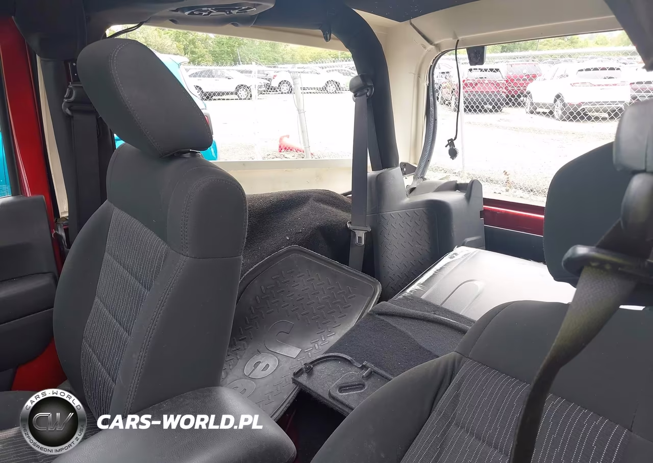 2011 Jeep Wrangler Sport VIN:1J4AA2D14BL516874 - 8