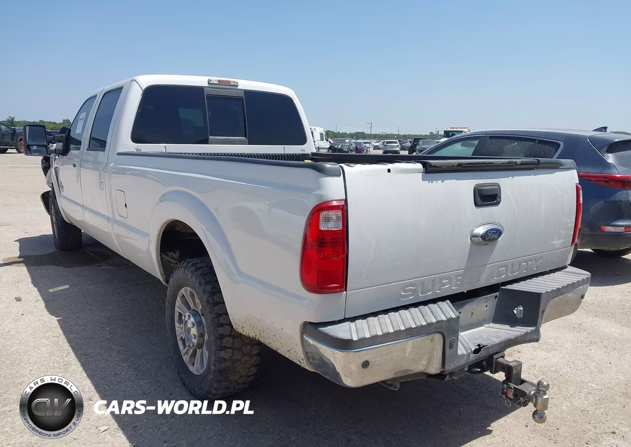 2012 Ford Super Duty F-250 Srw Lariat VIN:1FT7W2AT4CED14632 - 3