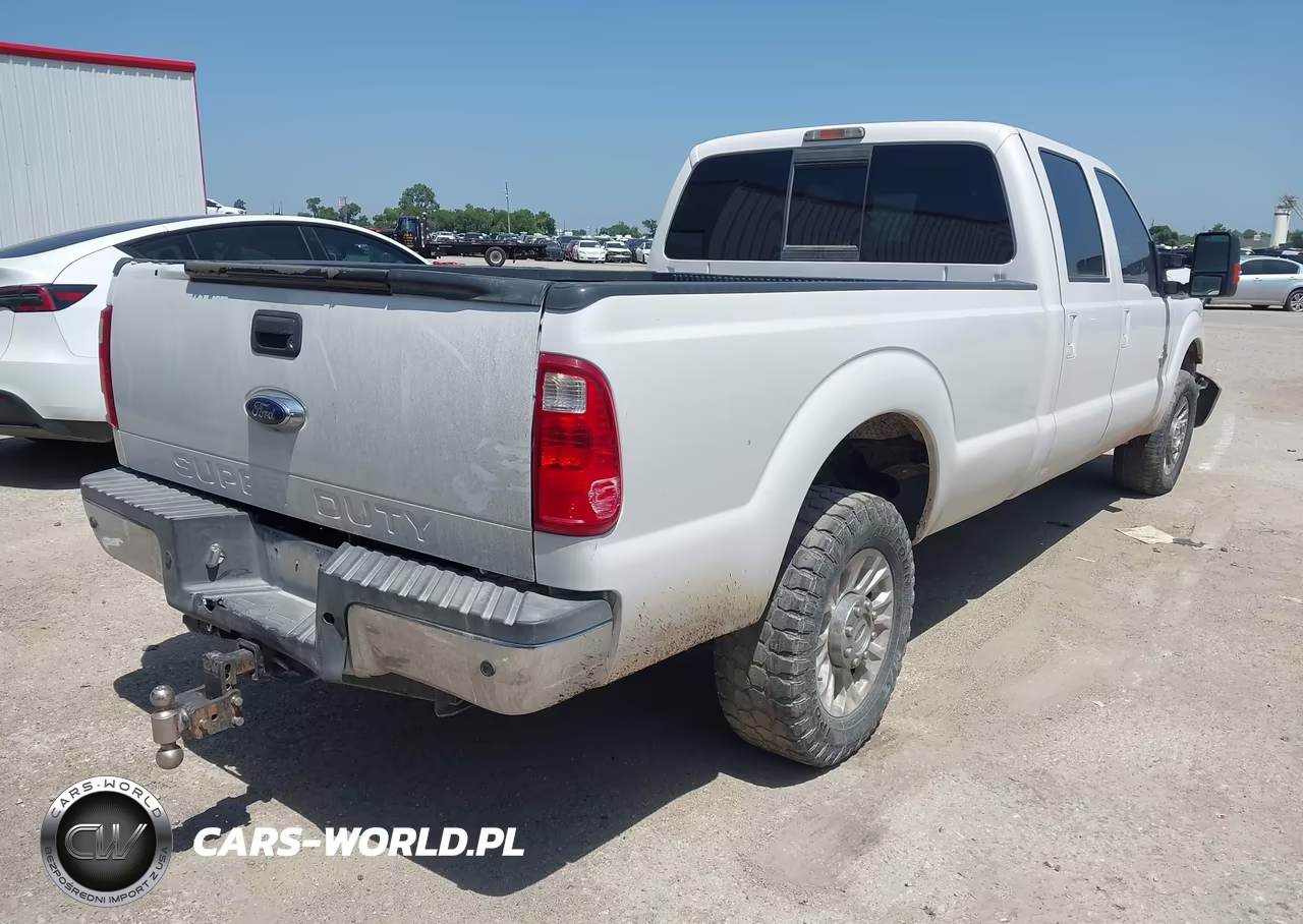 2012 Ford Super Duty F-250 Srw Lariat VIN:1FT7W2AT4CED14632 - 4